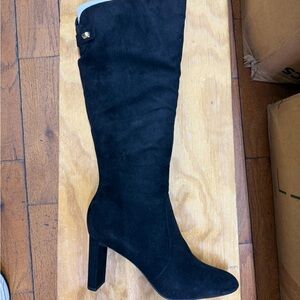 Elegant Black Knee-High Women's Boots